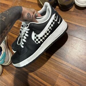 Black and White Air Force 1